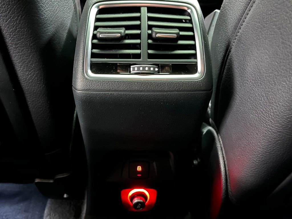 Used 2018 Audi Q3 2.0T Premium Plus w/ Premium Plus Package image 22