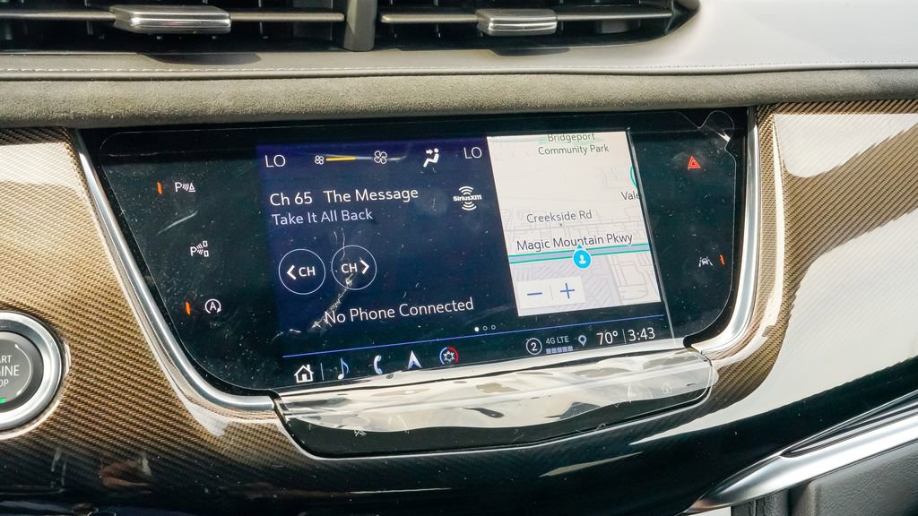 Certified 2025 Cadillac XT6 Premium Luxury w/ Platinum Package image 32