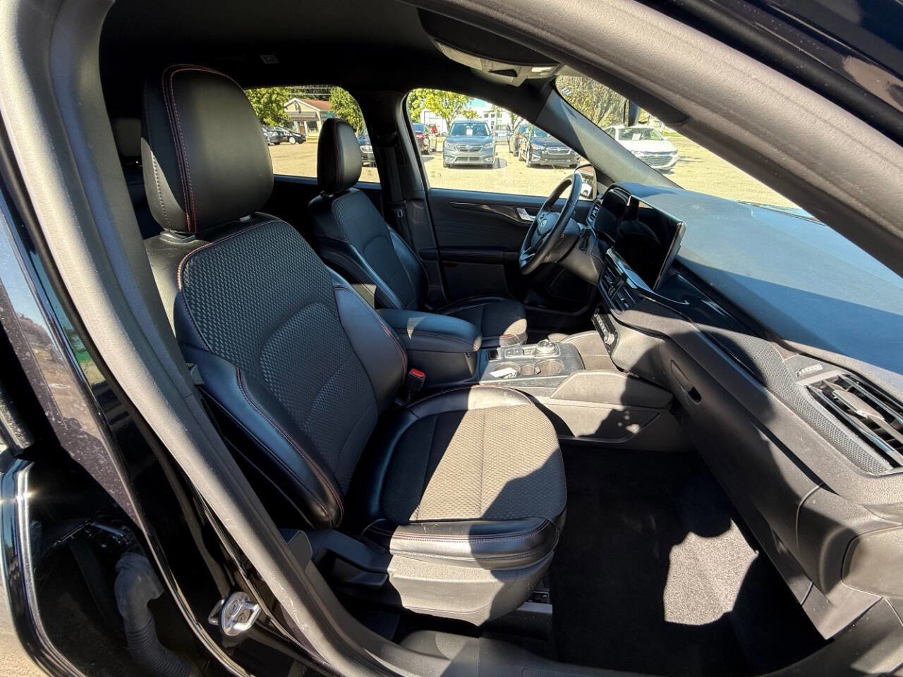 Used 2023 Ford Escape ST-Line w/ Tech Pack #1 image 30