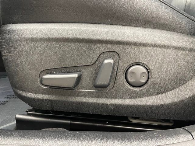 Used 2020 Kia Optima SE image 12