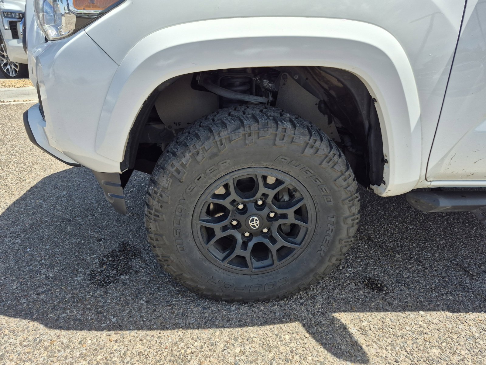 Certified 2021 Toyota Tacoma SR5 AWD/4WD image 23