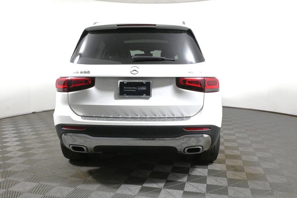 Used 2023 Mercedes-Benz GLB 250 4MATIC image 6