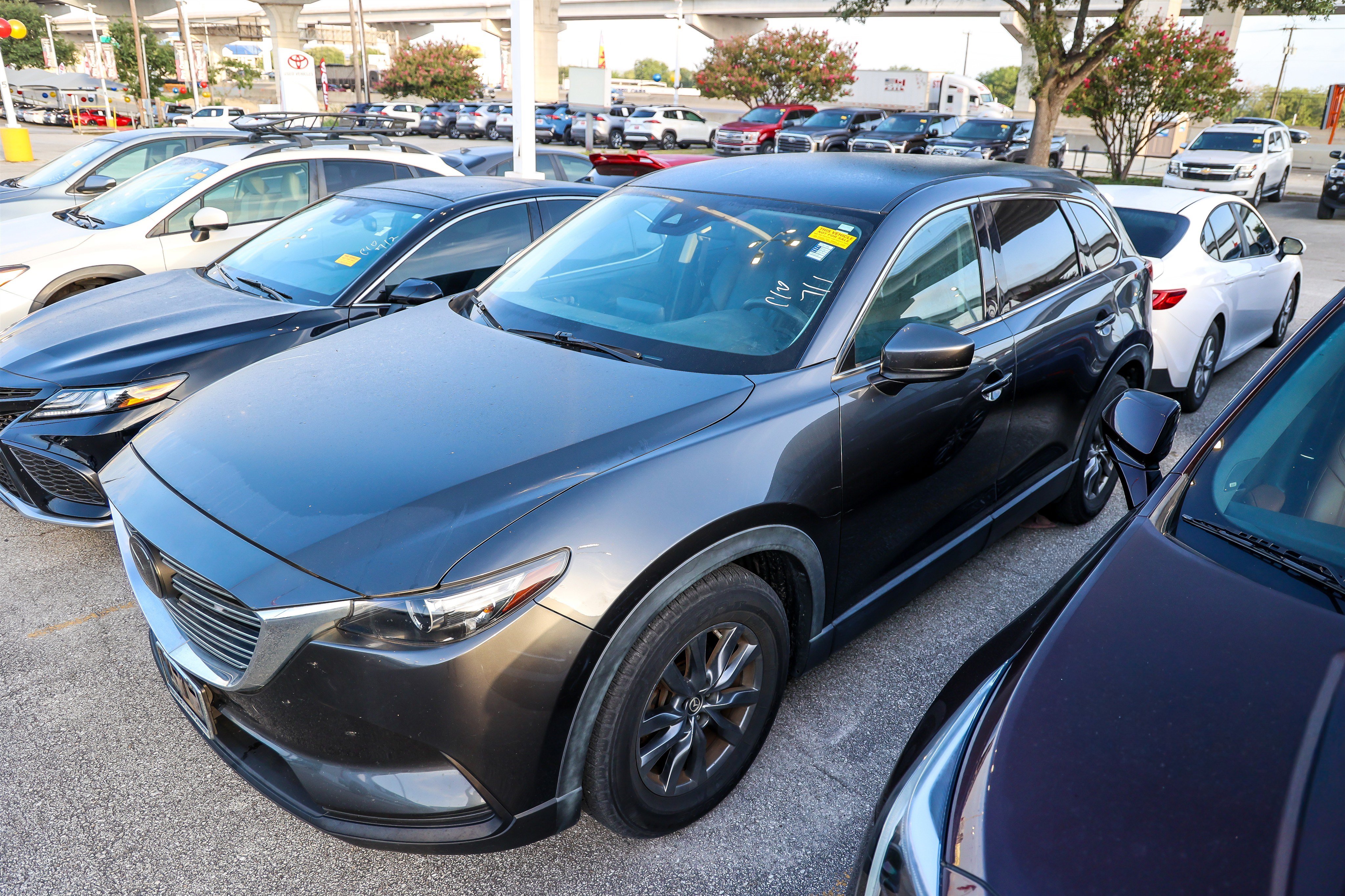 Used 2019 MAZDA CX-9 Touring FWD image 3