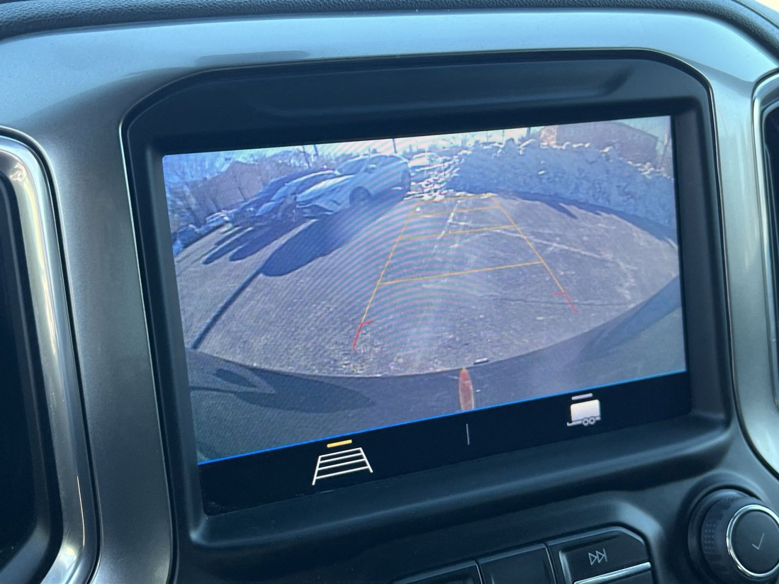 Used 2021 Chevrolet Silverado 1500 LT Trail Boss image 17