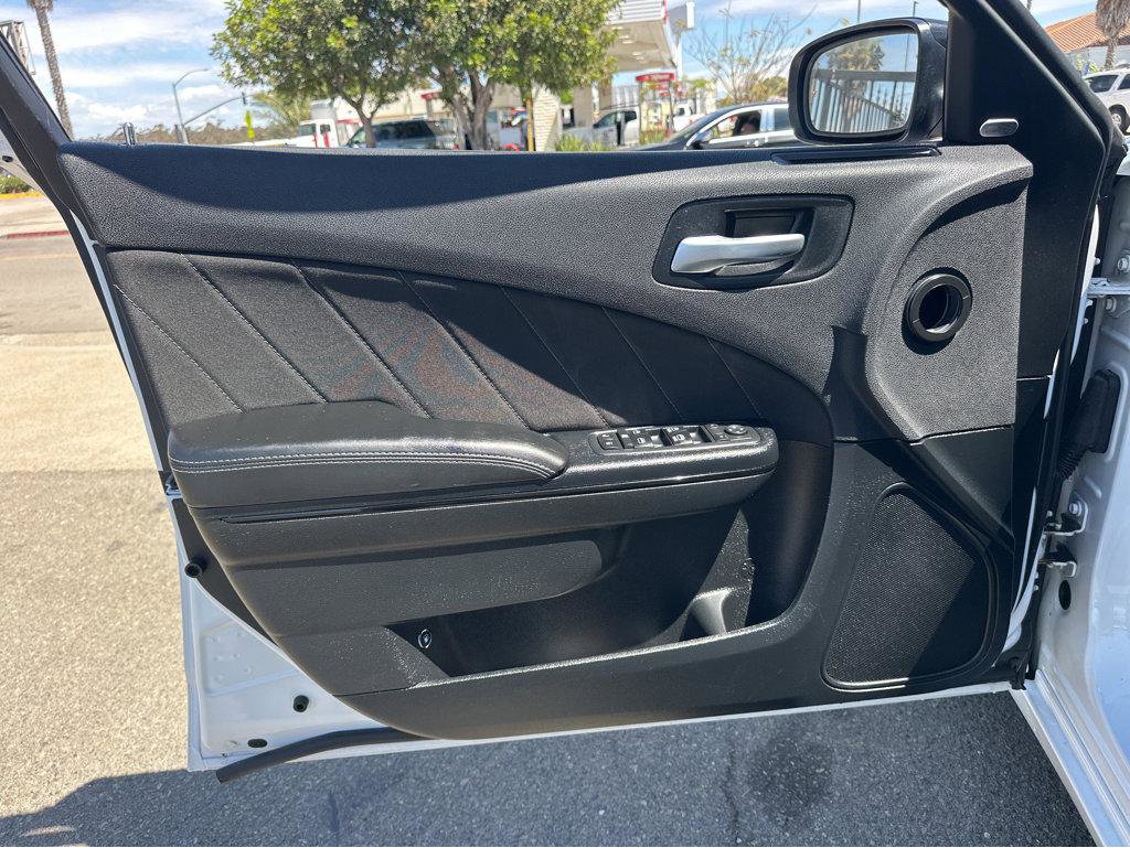 Used 2016 Dodge Charger SXT w/ Blacktop Package image 15