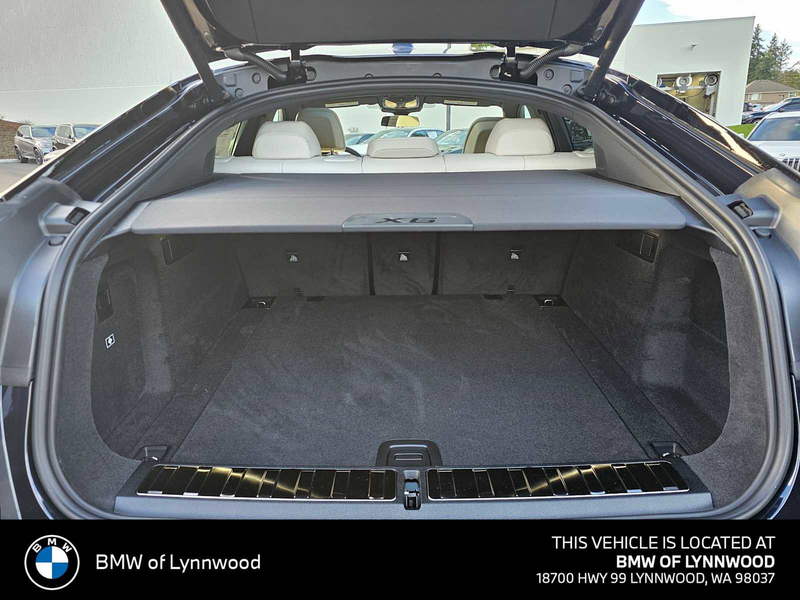 New 2026 BMW X6 M60i AWD/4WD image 14