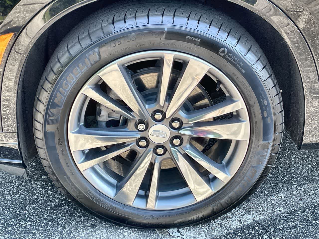 Used 2025 Cadillac XT6 Premium Luxury AWD/4WD image 40