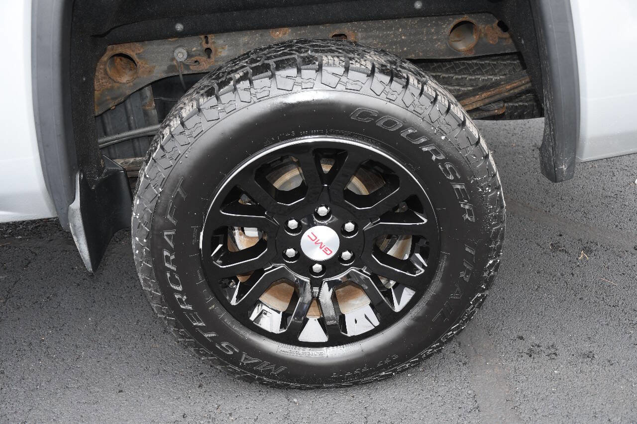 Used 2016 GMC Sierra 1500 SLE w/ SLE Value Package image 40