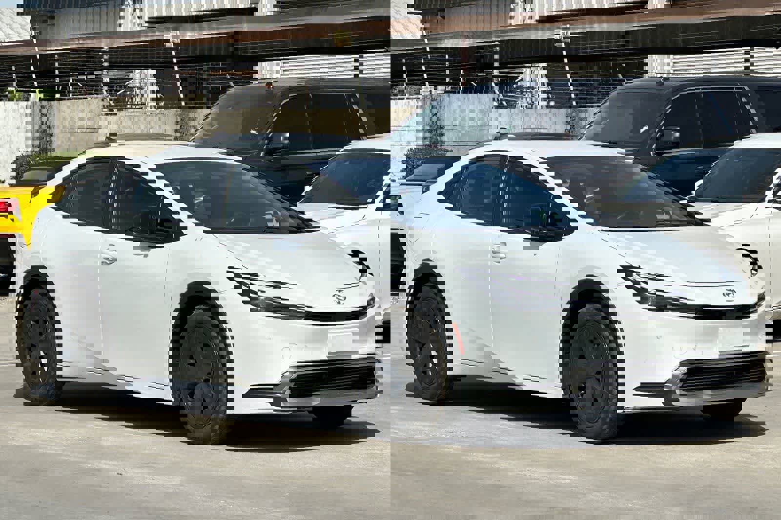 Used 2024 Toyota Prius Prime SE image 10