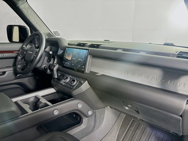 Used 2025 Land Rover Defender 110 Sedona Red Edition image 29