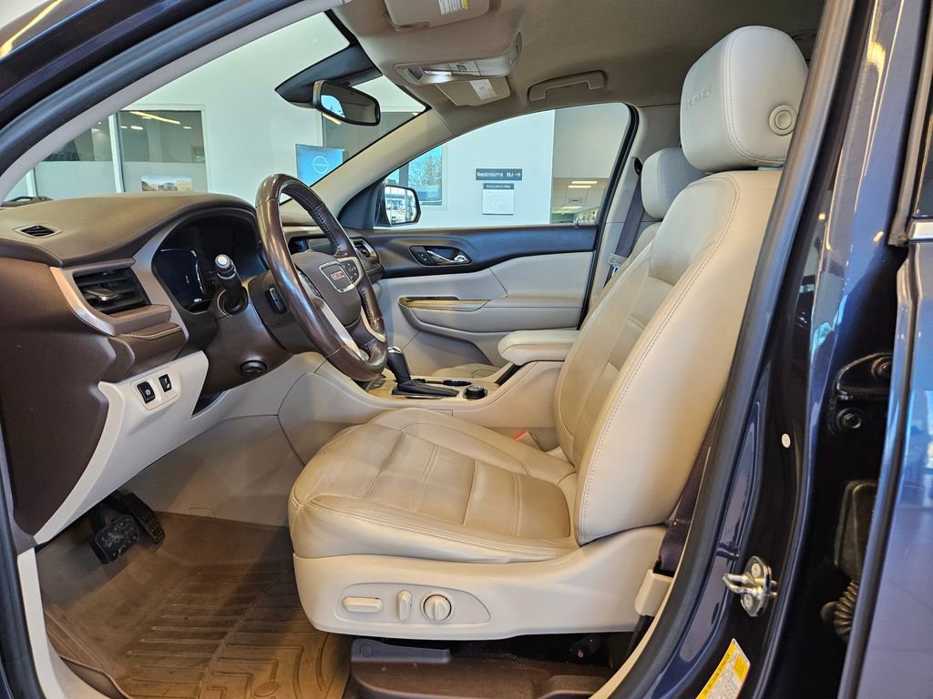 Used 2018 GMC Acadia Denali w/ LPO, Cargo Package image 14