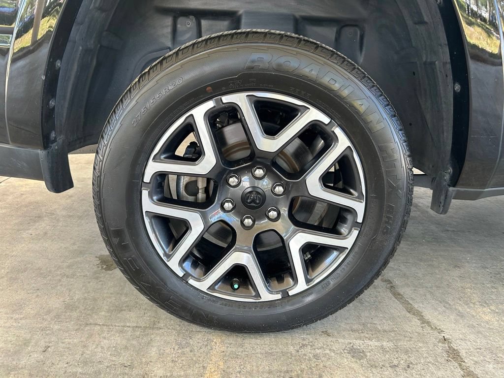 Used 2025 RAM 1500 Laramie AWD/4WD image 23