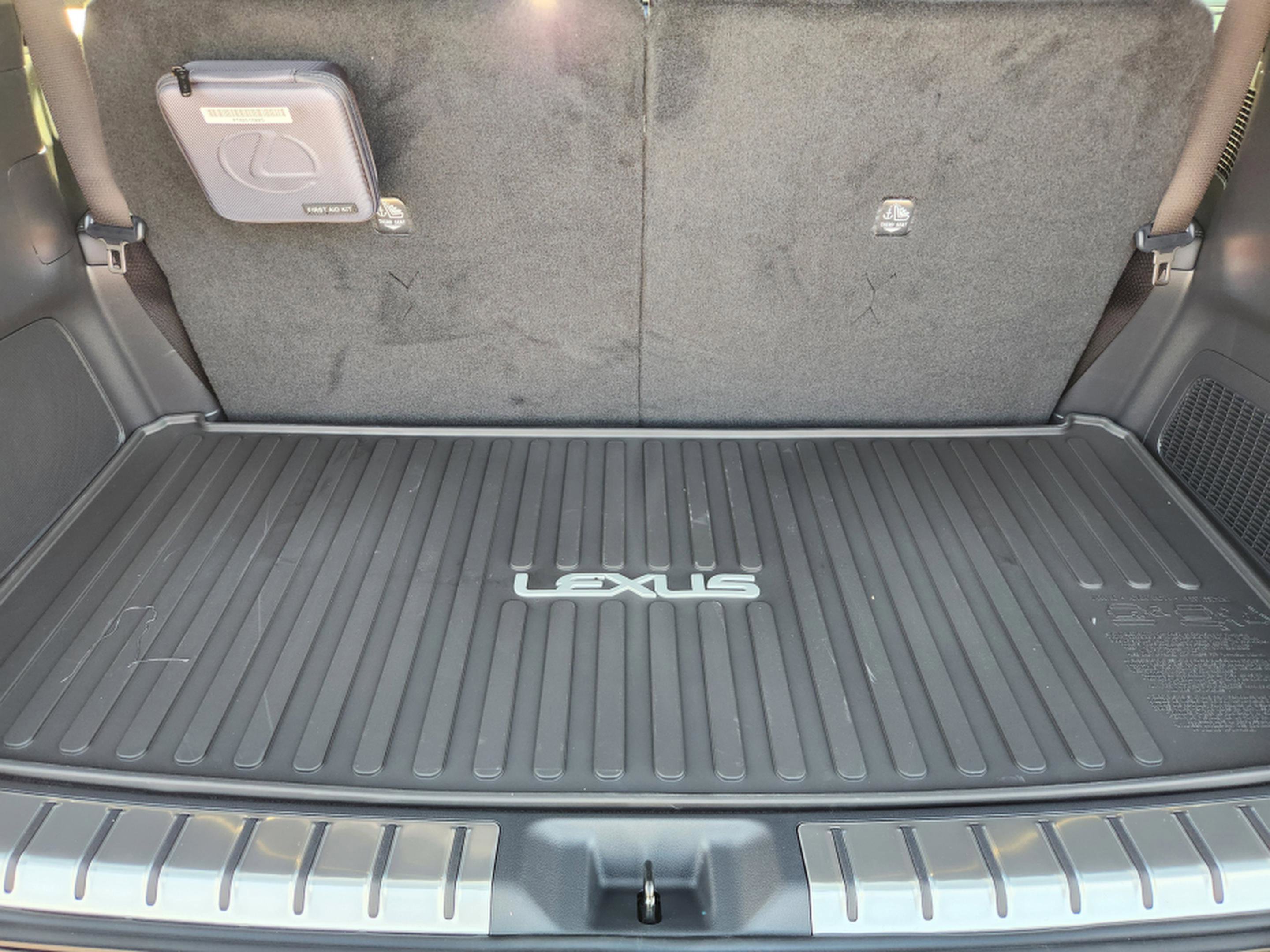 New 2026 Lexus TX 500h AWD image 22