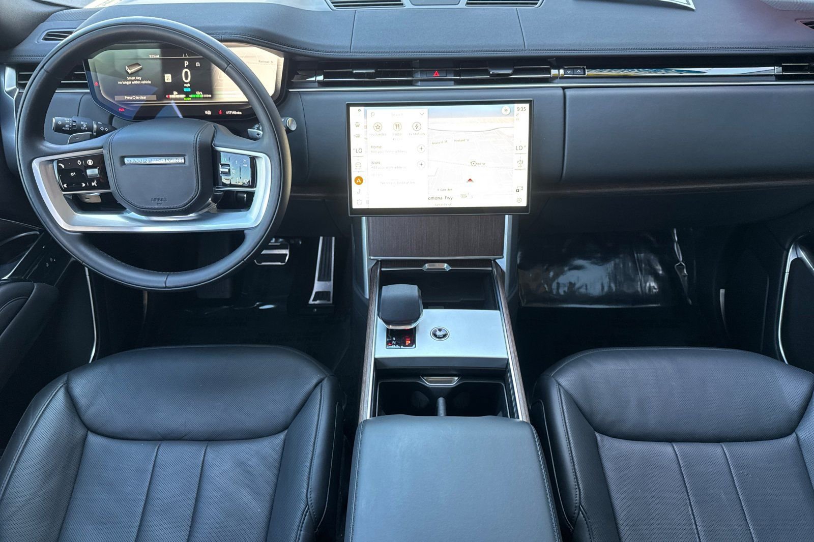 Certified 2025 Land Rover Range Rover SE AWD/4WD image 14