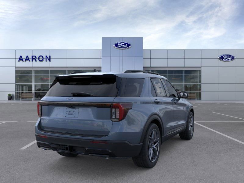 New 2026 Ford Explorer ST-Line w/ ST-Line Street Pack image 8