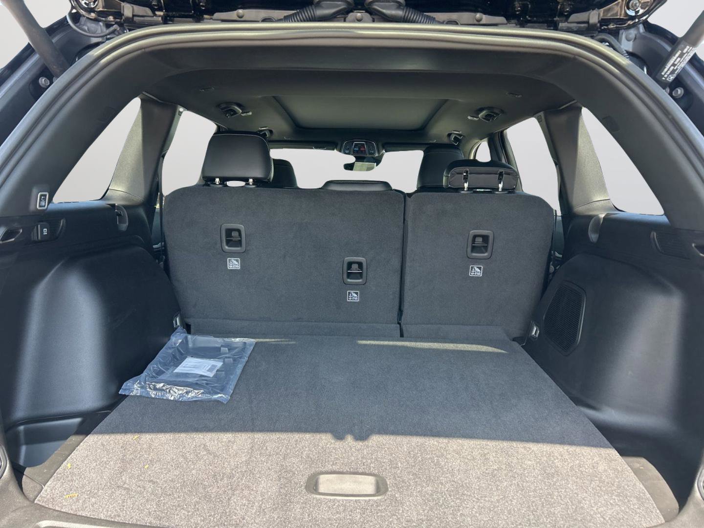 New 2026 Jeep Grand Cherokee Limited Reserve image 36