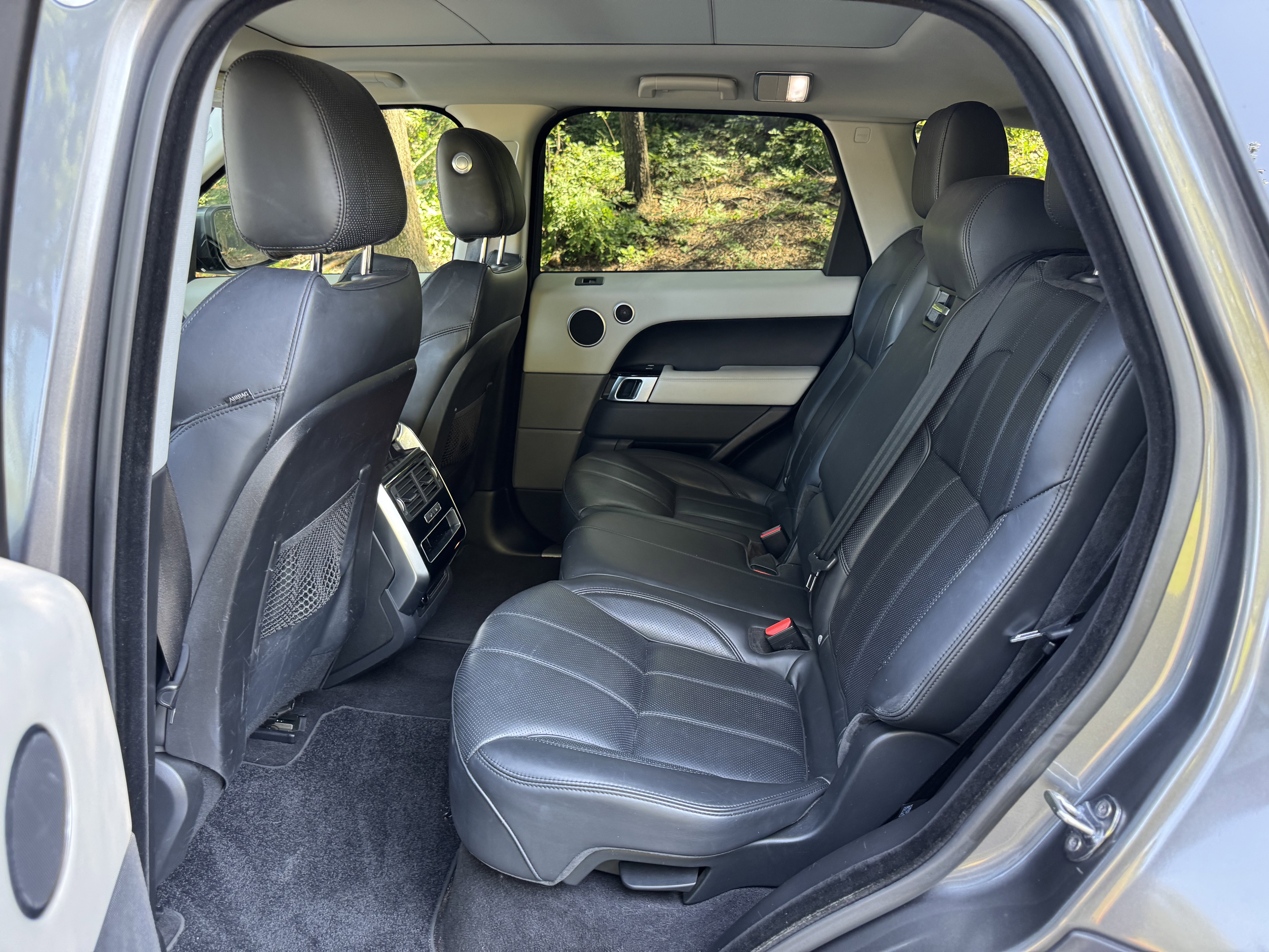 Used 2015 Land Rover Range Rover Sport Supercharged image 4