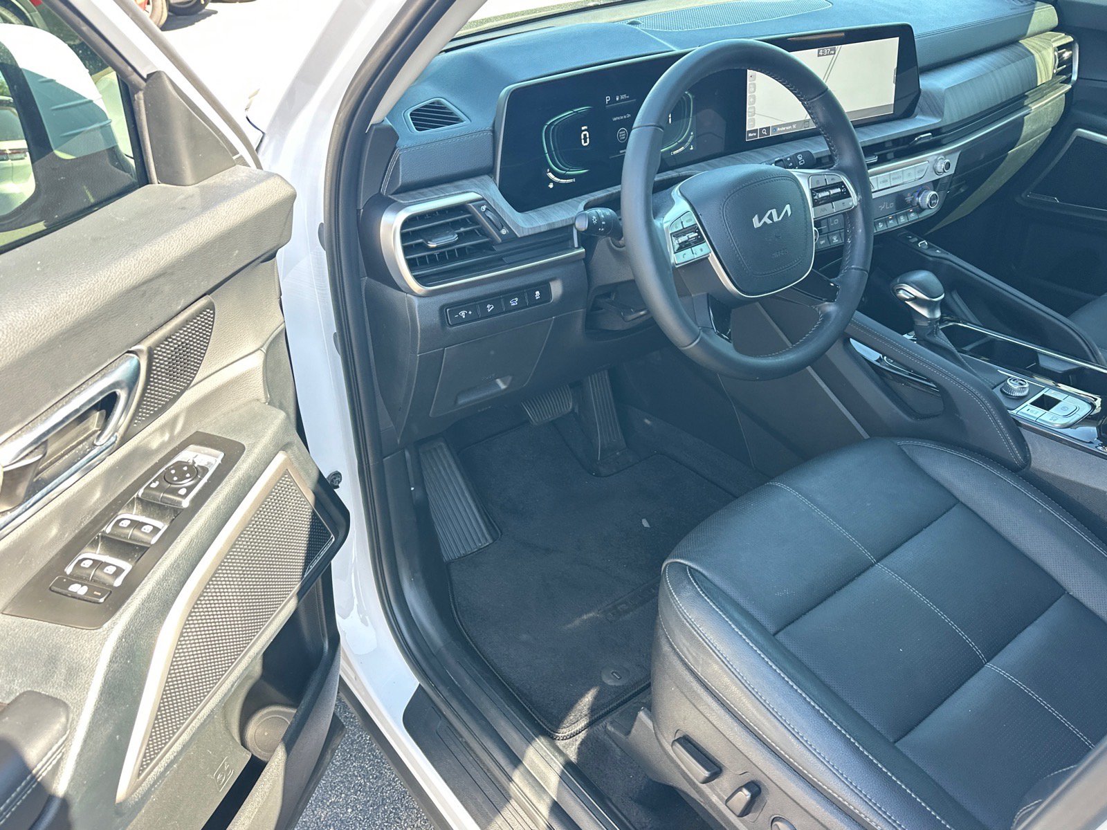 Certified 2024 Kia Telluride EX FWD image 6
