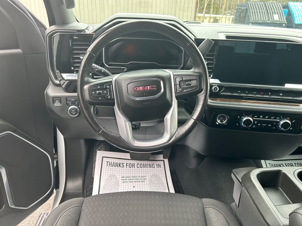 Certified 2022 GMC Sierra 1500 Elevation image 13