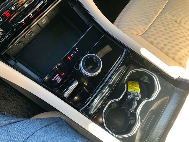 Used 2023 Jeep Grand Cherokee Limited w/ Luxury Tech Group II image 36