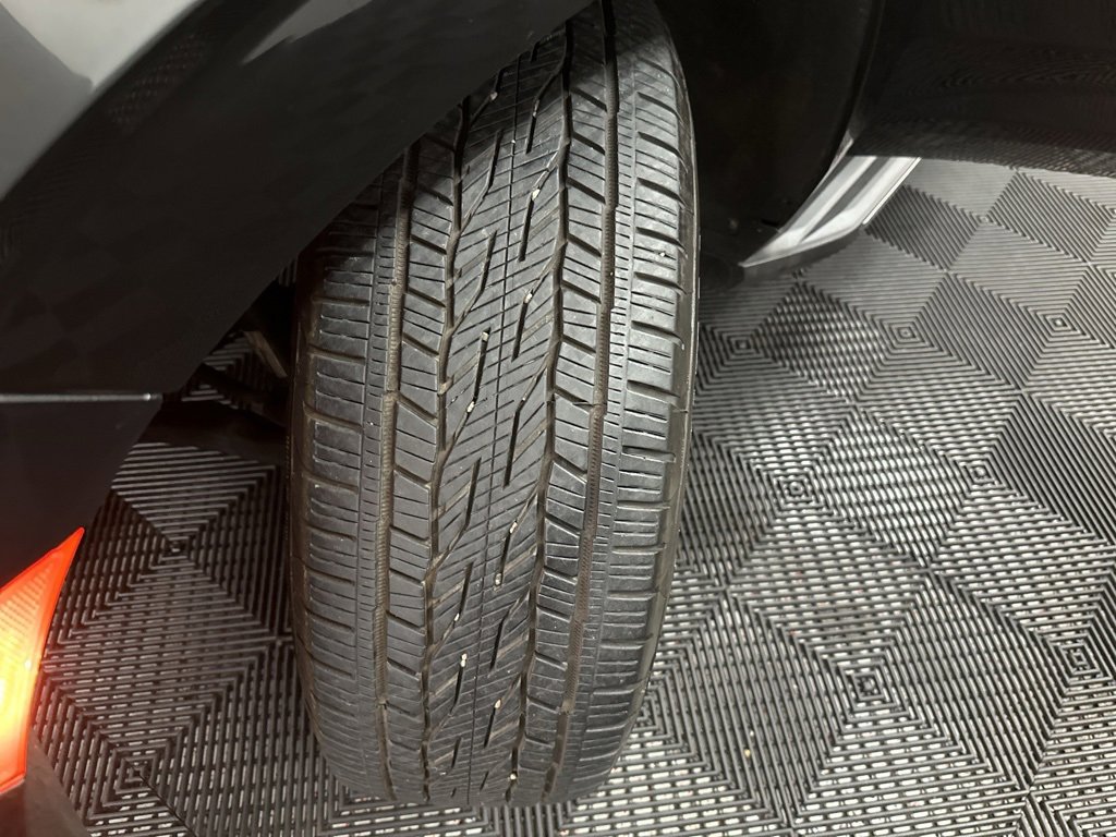 Used 2024 Chevrolet Tahoe LT w/ LT Signature Package image 40