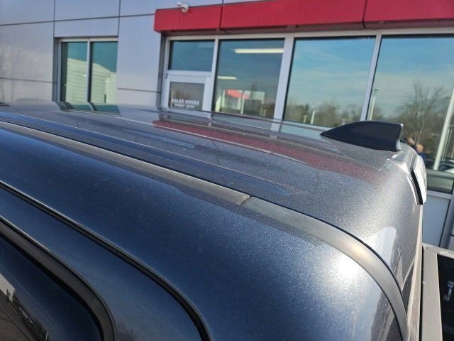 Used 2023 Toyota Tacoma TRD Sport w/ Advanced Technology Package image 9