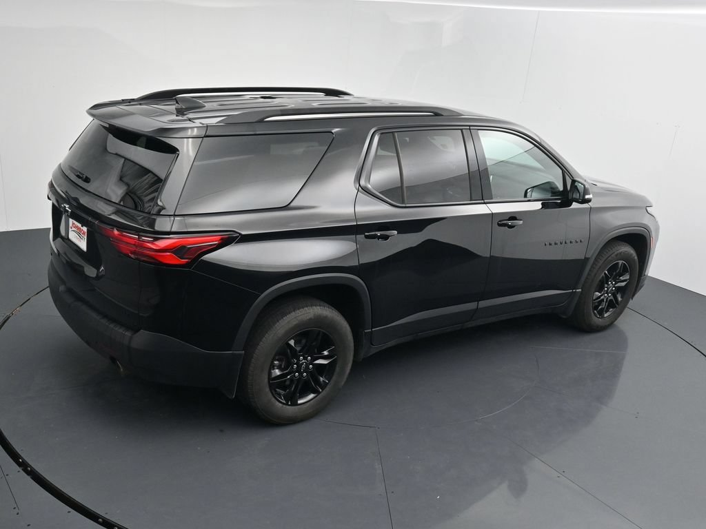 Used 2023 Chevrolet Traverse LT FWD image 30