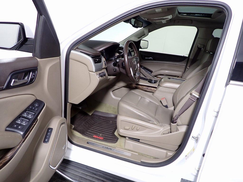 Used 2017 GMC Yukon SLT image 21