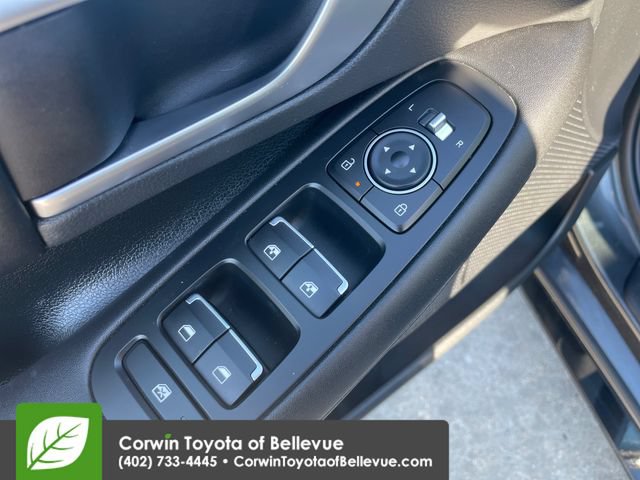 Used 2024 Hyundai Sonata SEL FWD image 19