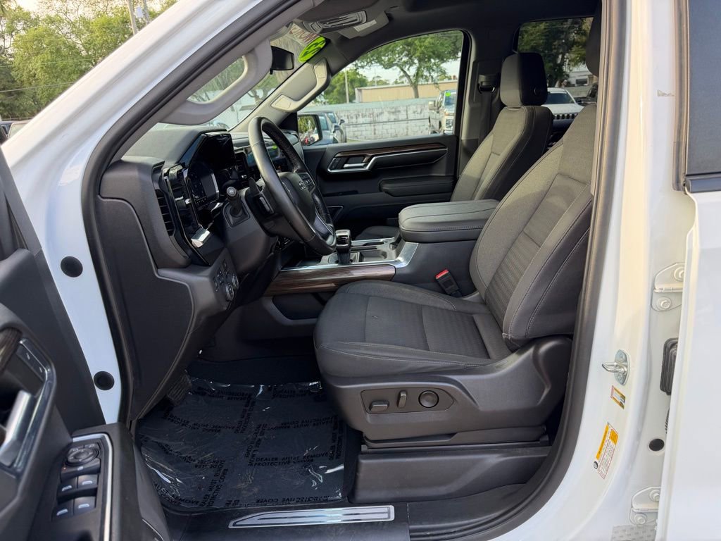 Used 2023 Chevrolet Silverado 1500 LT Trail Boss w/ Protection Package image 17