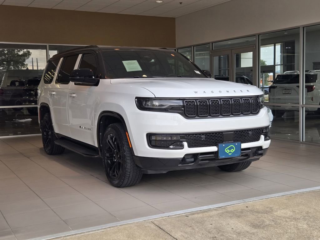 Used 2023 Jeep Wagoneer 4WD image 3