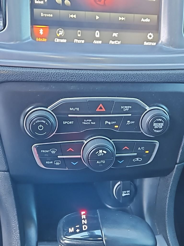 Used 2023 Dodge Charger SXT w/ Blacktop Package image 18