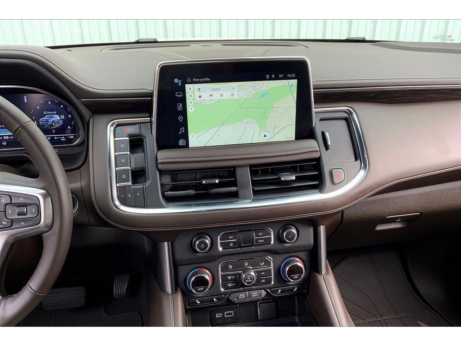 Used 2024 Chevrolet Tahoe LT w/ LT Signature Package image 6