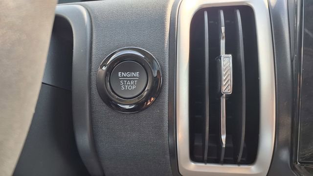 Used 2025 Ford Expedition Max Active image 36