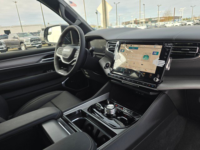 New 2026 Jeep Grand Wagoneer Limited AWD/4WD image 11