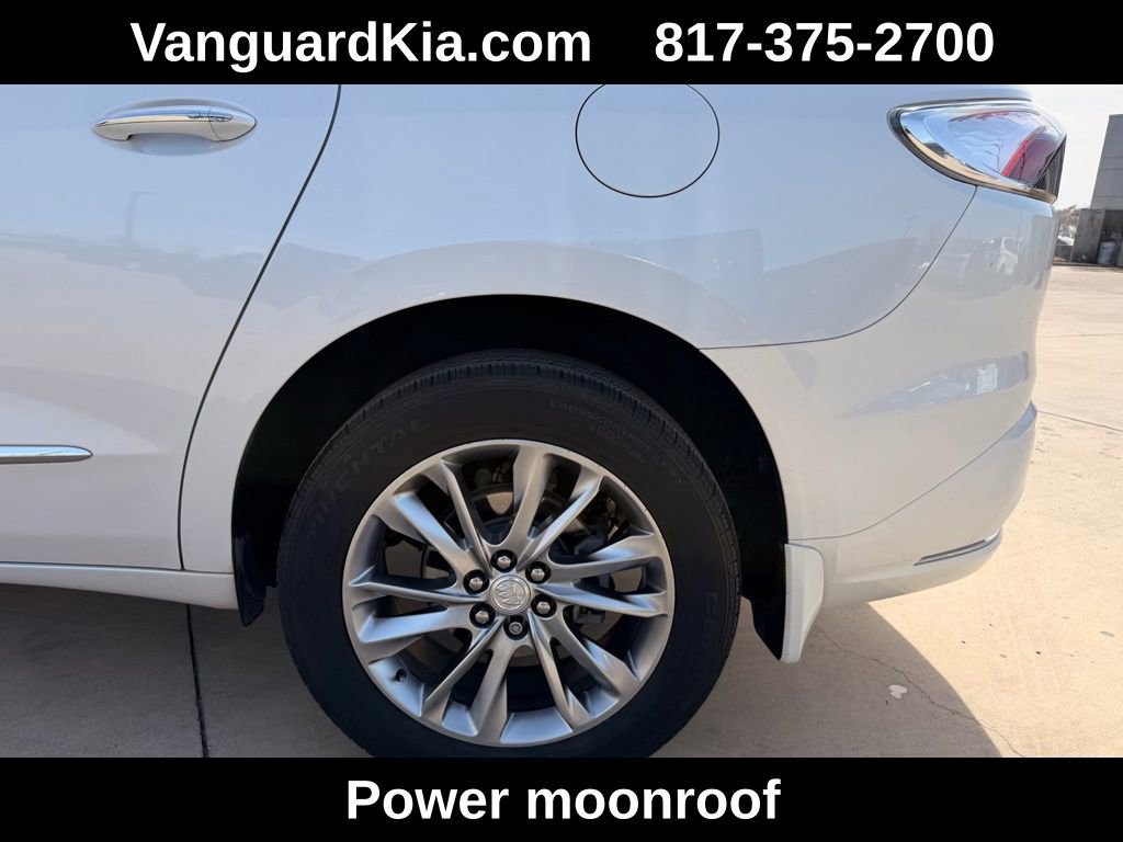 Used 2022 Buick Enclave Avenir w/ Avenir Technology Package image 9