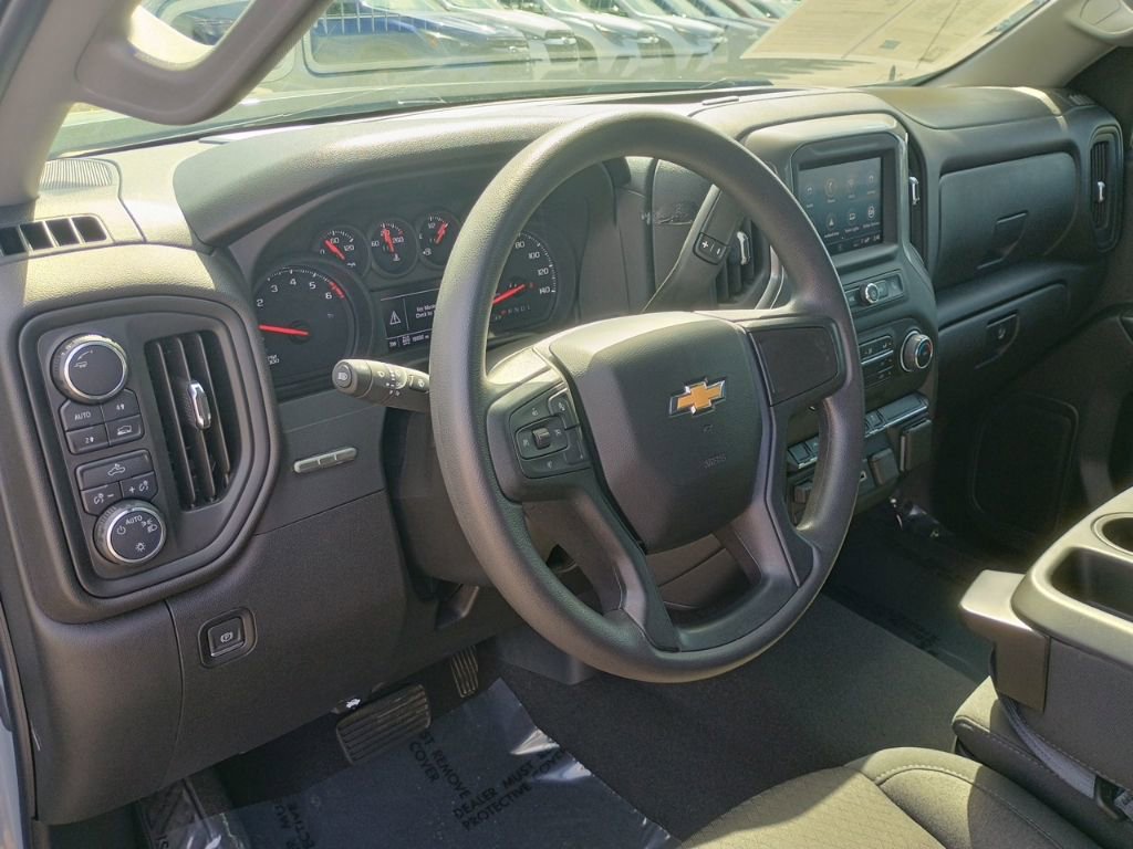 Used 2024 Chevrolet Silverado 1500 Custom image 11