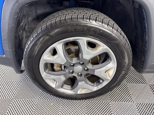 Used 2018 Jeep Compass Limited AWD/4WD image 41