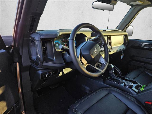 New 2025 Ford Bronco Badlands image 3