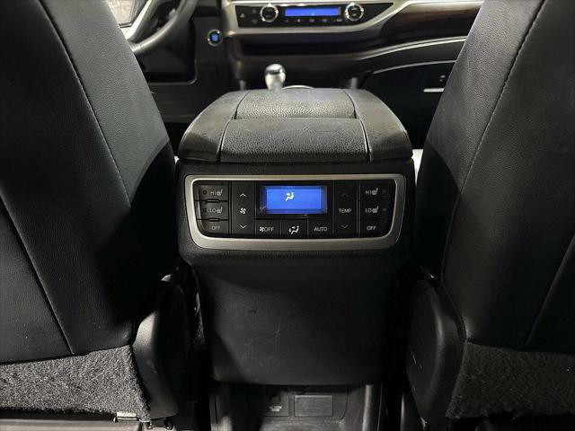 Certified 2016 Toyota Highlander Limited Platinum w/ Protection Package #3 AWD/4WD image 32