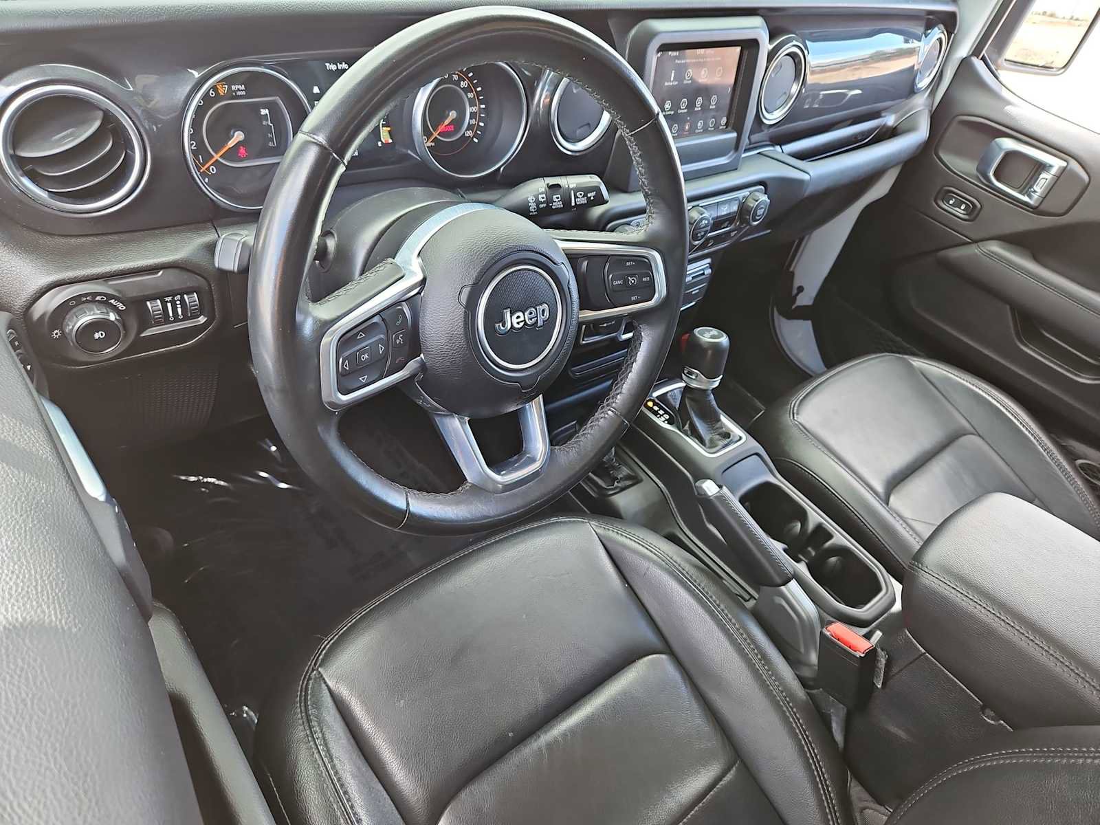 Used 2021 Jeep Wrangler Unlimited Sahara image 10