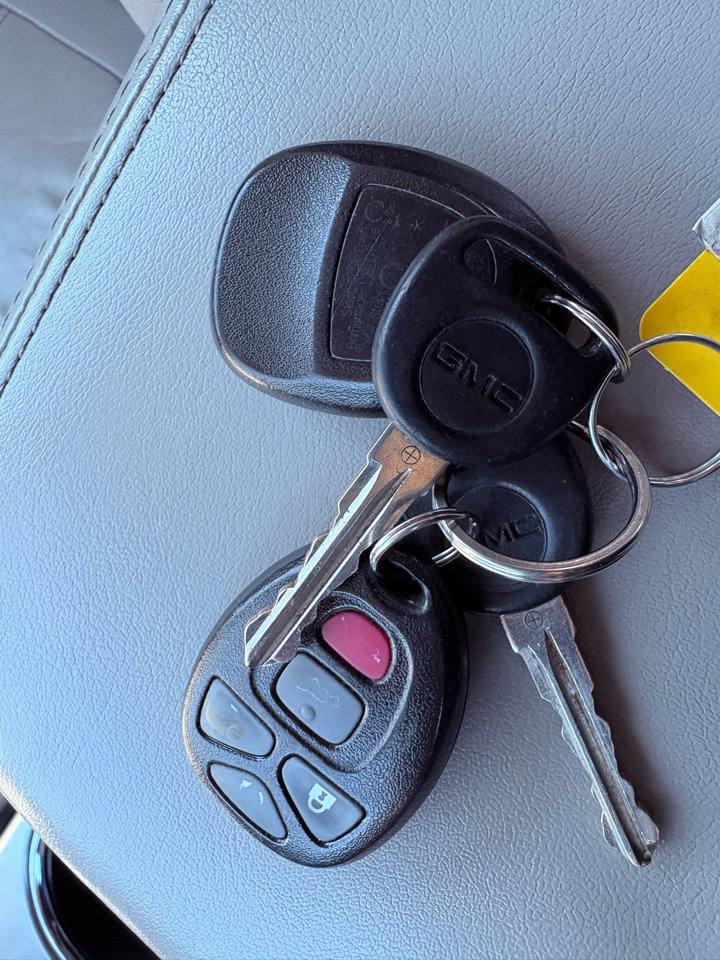 Used 2008 GMC Acadia SLT w/ Luxury Package image 53