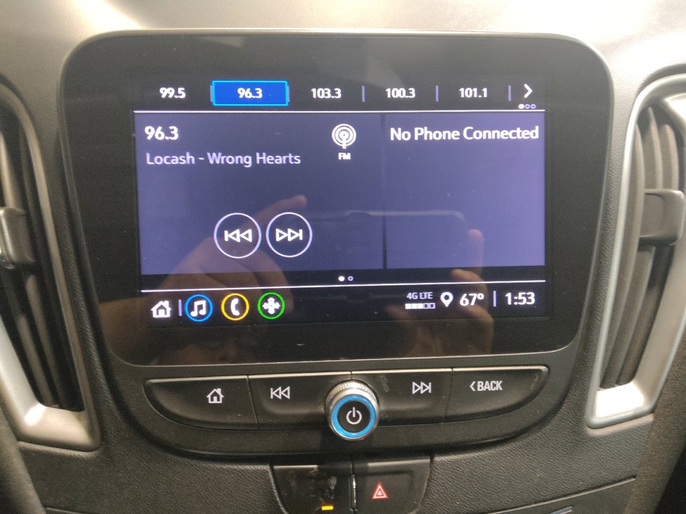 Used 2021 Chevrolet Malibu LS FWD image 25