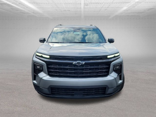 New 2027 Chevrolet Traverse LT w/ Midnight/Sport Edition FWD image 2