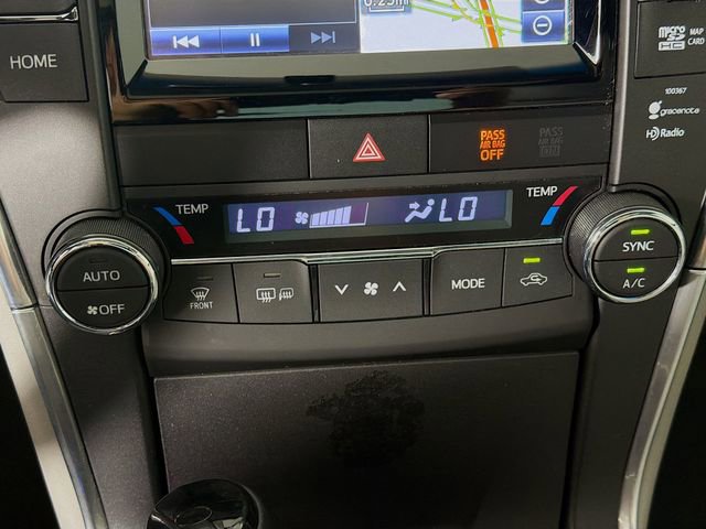 Used 2015 Toyota Camry XLE FWD image 17