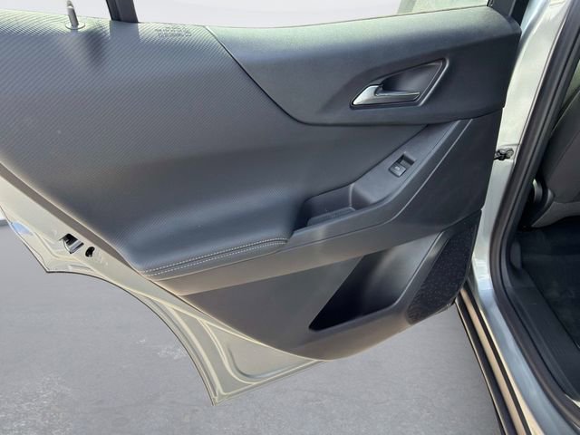 New 2026 Chevrolet Equinox LT FWD image 13