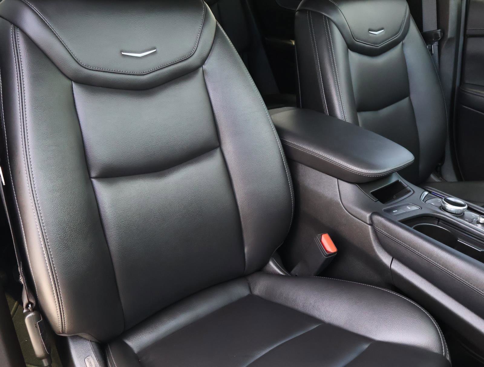 Certified 2023 Cadillac XT6 Luxury FWD image 22