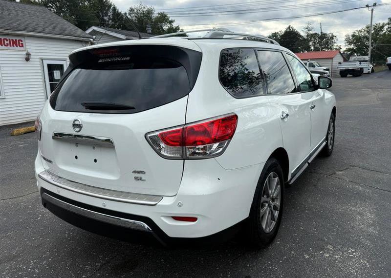 Used 2014 Nissan Pathfinder SL w/ Cargo Package image 2