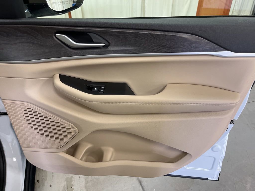 Used 2024 Jeep Grand Cherokee Limited image 20