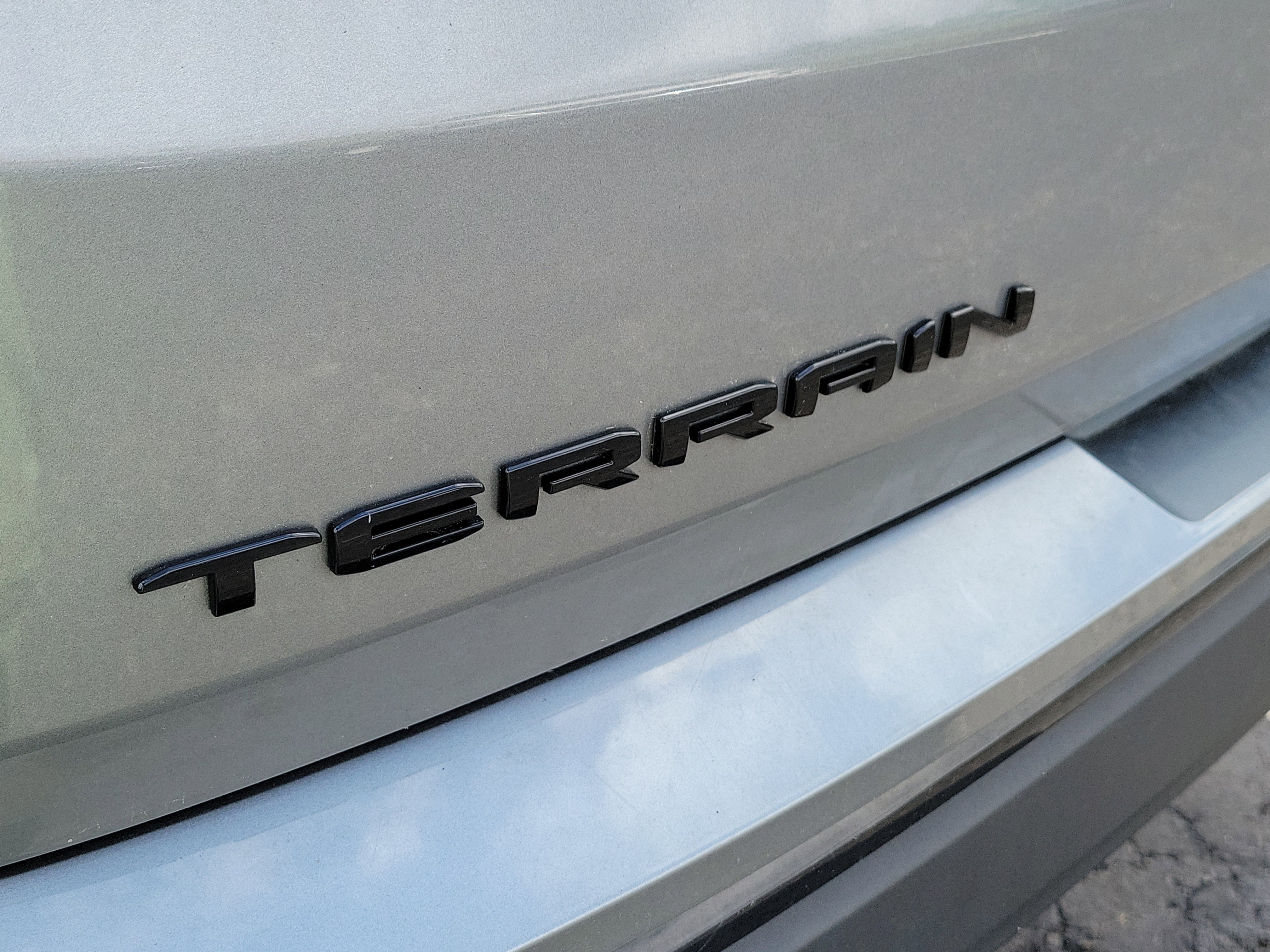 Used 2023 GMC Terrain SLT w/ Infotainment Package II AWD/4WD image 6